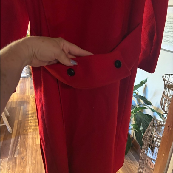 Nice Red Wool Long Ladies Coat - Picture 5 of 6